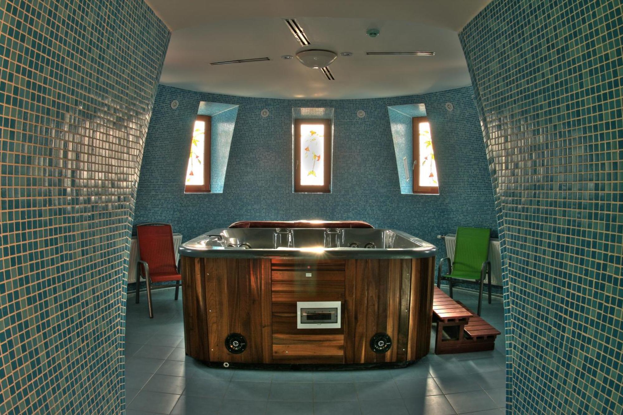 Hotel Jarja Hajduszoboszlo Bagian luar foto