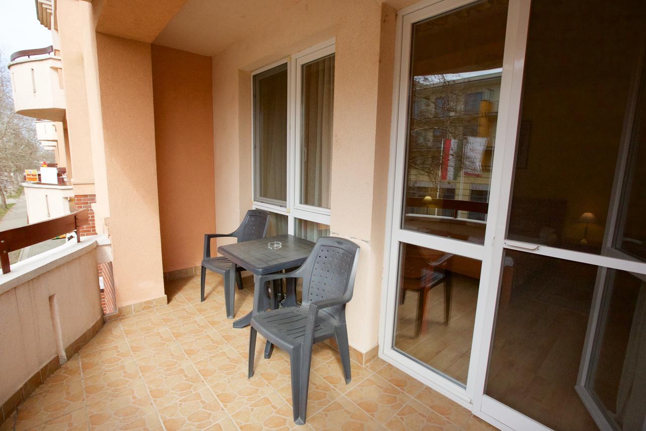 Hotel Jarja Hajduszoboszlo Bagian luar foto
